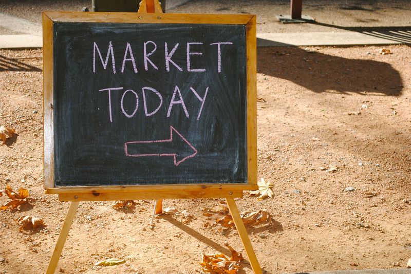 Market sign